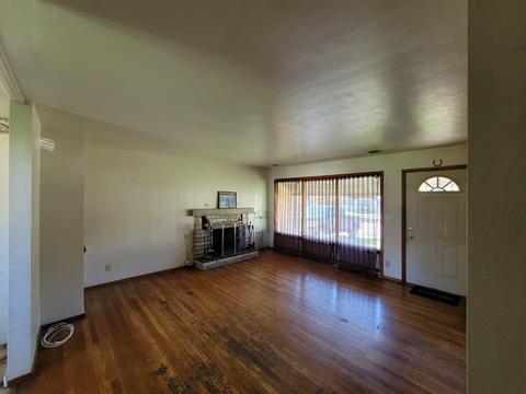 2001 S Jackson St, Jackson, MI 49203 photo 8