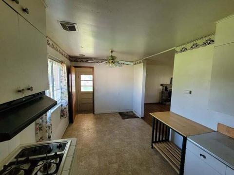 2001 S Jackson St, Jackson, MI 49203 photo 27