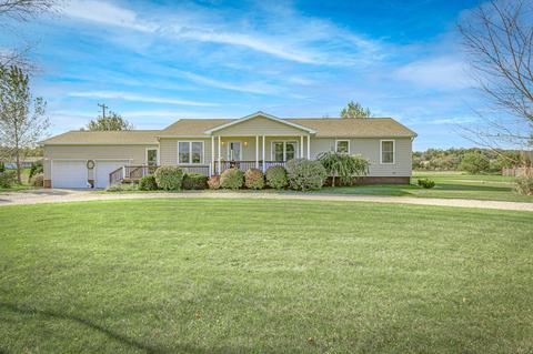 404 Prairie River Rd, Bronson, MI 49028 photo 2