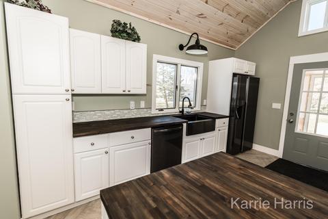222 S Main St, Ithaca, MI 48847 photo 12