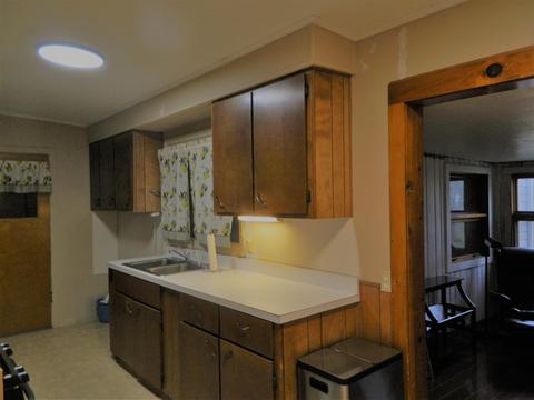 414 Morrell St, Plainwell, MI 49080 photo 8