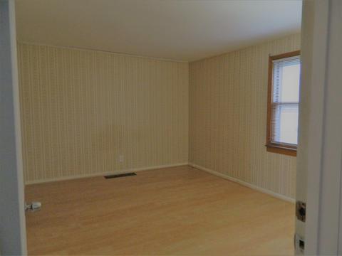 414 Morrell St, Plainwell, MI 49080 photo 10