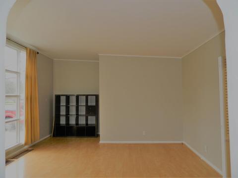 414 Morrell St, Plainwell, MI 49080 photo 4