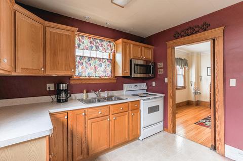 731 Loomis St, Jackson, MI 49202 photo 24