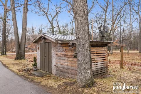 1034 E 98th St, Grant, MI 49327 photo 28