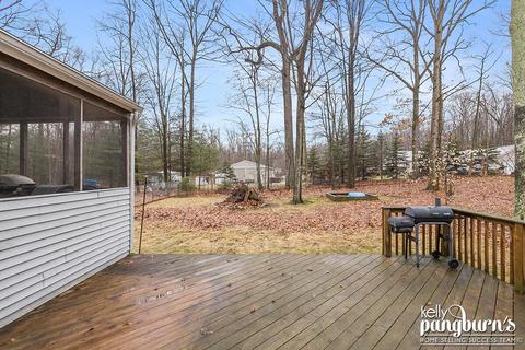 1034 E 98th St, Grant, MI 49327 photo 31