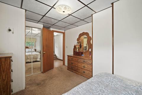 7821 Lakeview Ave, Jackson, MI 49201 photo 13