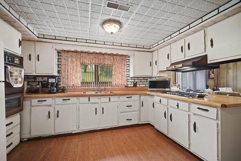 7821 Lakeview Ave, Jackson, MI 49201 photo 7