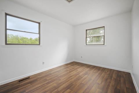 7821 Lakeview Ave, Jackson, MI 49201 photo 16