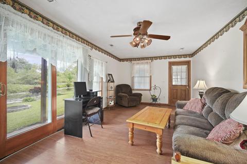 7821 Lakeview Ave, Jackson, MI 49201 photo 5