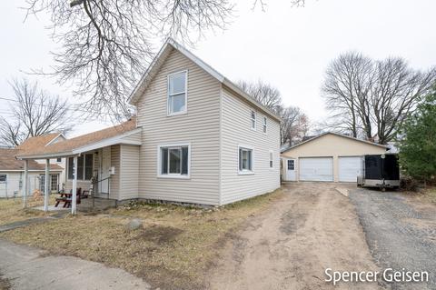 608 James St, Belding, MI 48809 photo 2