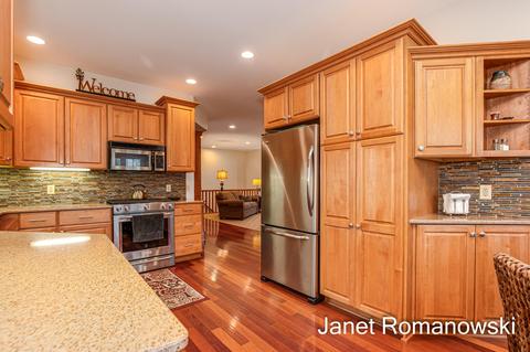 9615 Bennett St SE, Lowell, MI 49331 photo 8