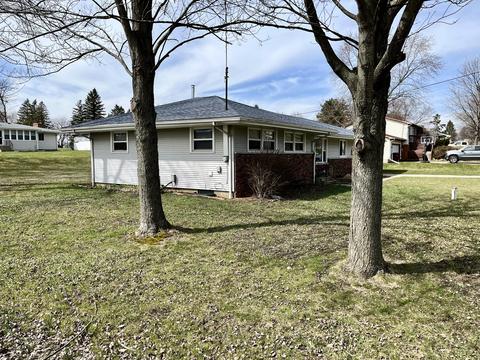 2360 Windemere Dr, Jackson, MI 49202 photo 2