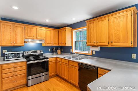 3053 Forest View Dr, Hamilton, MI 49419 photo 15