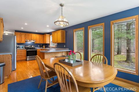 3053 Forest View Dr, Hamilton, MI 49419 photo 11