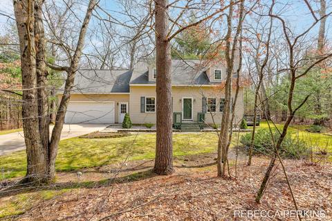 3053 Forest View Dr, Hamilton, MI 49419 photo 3