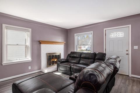1029 S Webster St, Jackson, MI 49203 photo 5