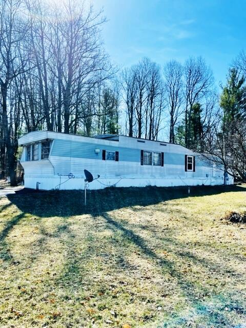 6100 N Oak Ave, White Cloud, MI 49349 photo 1