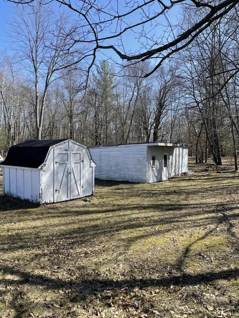6100 N Oak Ave, White Cloud, MI 49349 photo 6