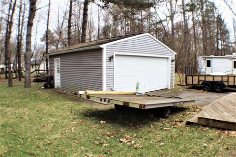 11523 Hillary Dr, Jerome, MI 49249 photo 3