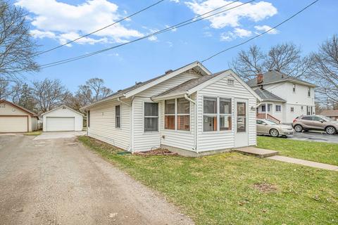 105 E Meadow Heights Ave, Jackson, MI 49203 photo 2