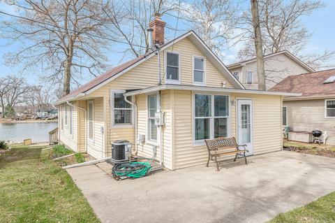 10936 Boniface Point Dr, Plainwell, MI 49080 photo 2