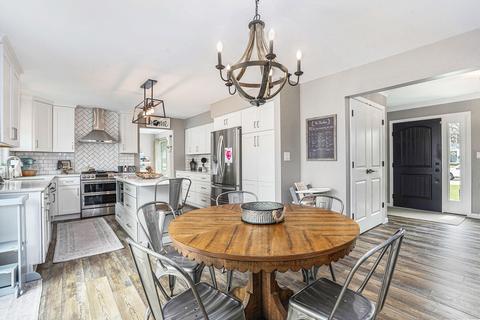 7641 Apple Hill Ct SE, Ada, MI 49301 photo 9