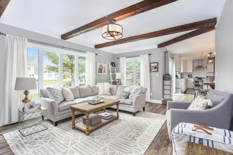 7641 Apple Hill Ct SE, Ada, MI 49301 photo 12