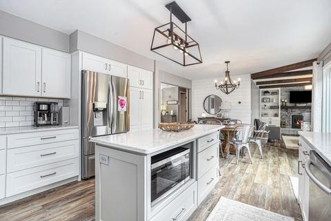 7641 Apple Hill Ct SE, Ada, MI 49301 photo 7