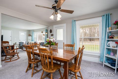 20450 Division Dr, Marshall, MI 49068 photo 8