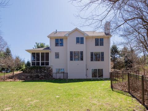 8412 Brandon Cir, Mattawan, MI 49071 photo 2