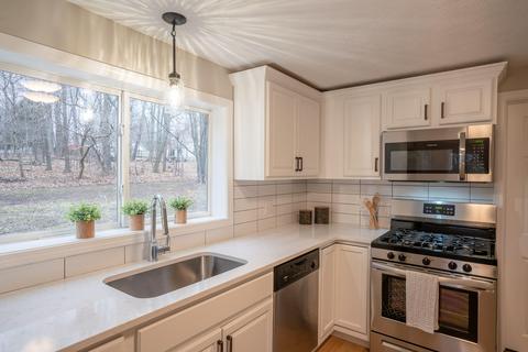 1002 Blaine St, Belding, MI 48809 photo 10