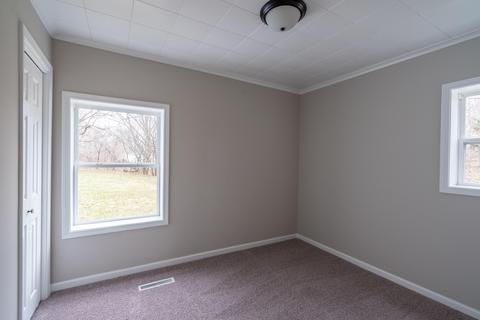1002 Blaine St, Belding, MI 48809 photo 16