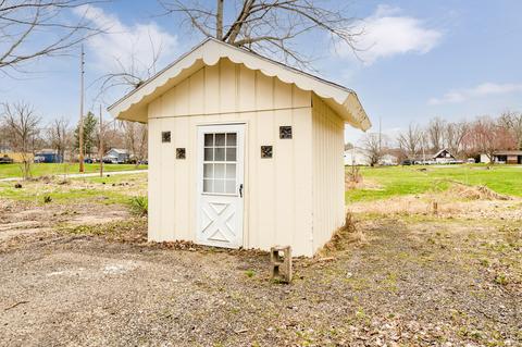 703 Days Ave, Buchanan, MI 49107 photo 15