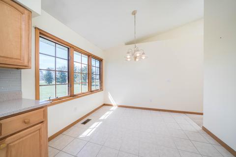 7576 E Q Ave E, Scotts, MI 49088 photo 9