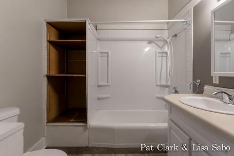 506 E Savidge St, Spring Lake, MI 49456 photo 13