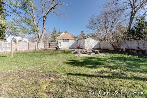 506 E Savidge St, Spring Lake, MI 49456 photo 4