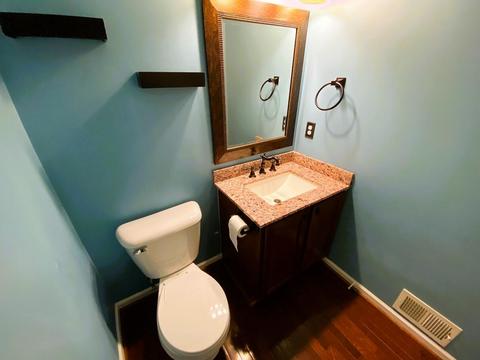 216 Penobscot Dr, Howell, MI 48843 photo 9