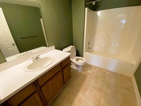 216 Penobscot Dr, Howell, MI 48843 photo 18