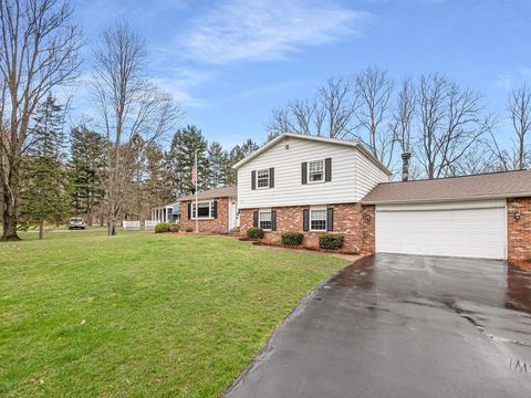 3378 Vrooman Rd, Jackson, MI 49201 photo 2
