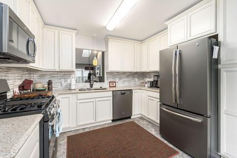 229 Chauncey Ct, Marshall, MI 49068 photo 4