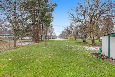 823 Helena Ave, Jackson, MI 49203 photo 23