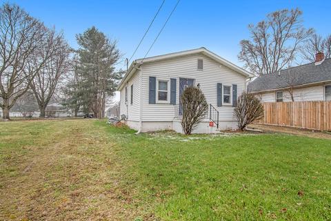 823 Helena Ave, Jackson, MI 49203 photo 2
