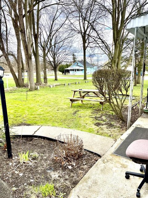 1103 N Blackstone St, Jackson, MI 49202 photo 2