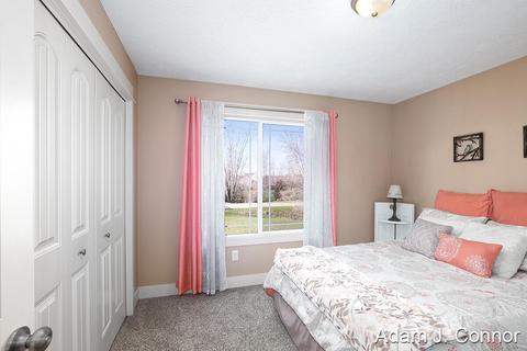 1845 Sunset Dr, Dorr, MI 49323 photo 16