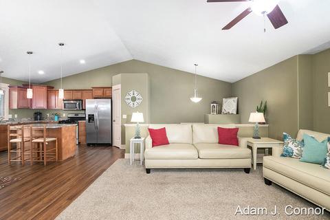 1845 Sunset Dr, Dorr, MI 49323 photo 7