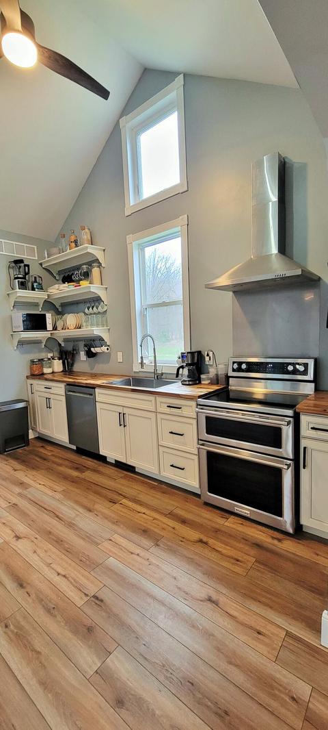 8220 Tasker Rd, Bellevue, MI 49021 photo 5