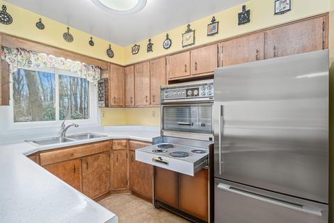 7731 S 3rd St, Mattawan, MI 49071 photo 3