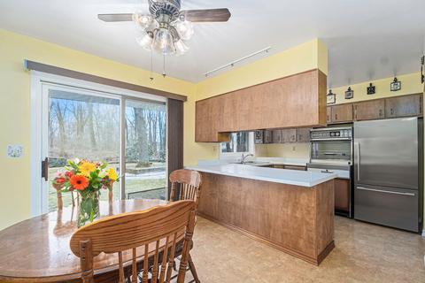 7731 S 3rd St, Mattawan, MI 49071 photo 2