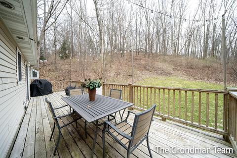 8132 Bailey Dr NE, Ada, MI 49301 photo 27